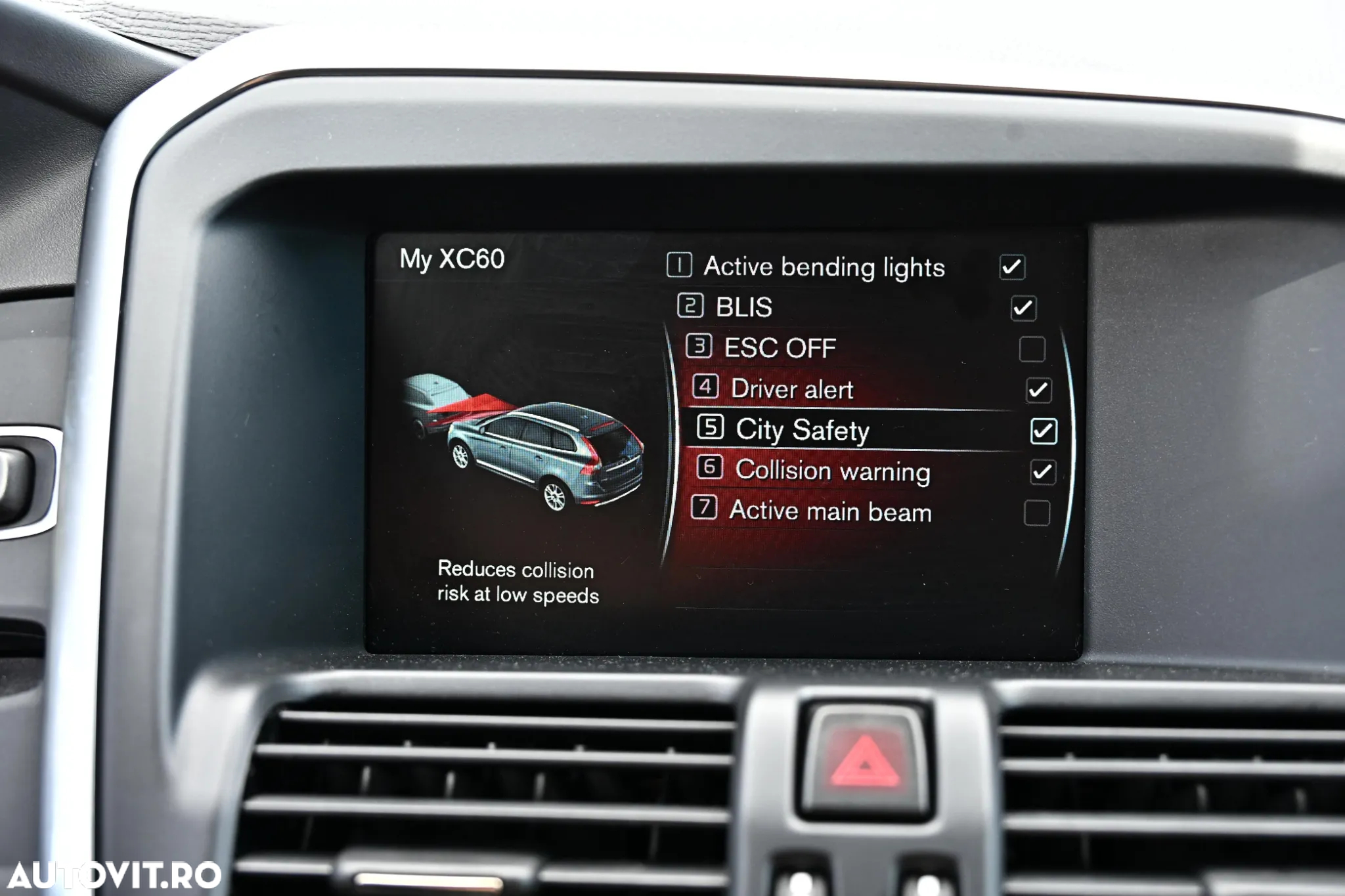 Volvo XC 60 D5 AWD Geartronic Summum - 34