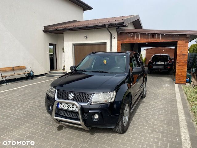 Suzuki Grand Vitara 2.0 - 1