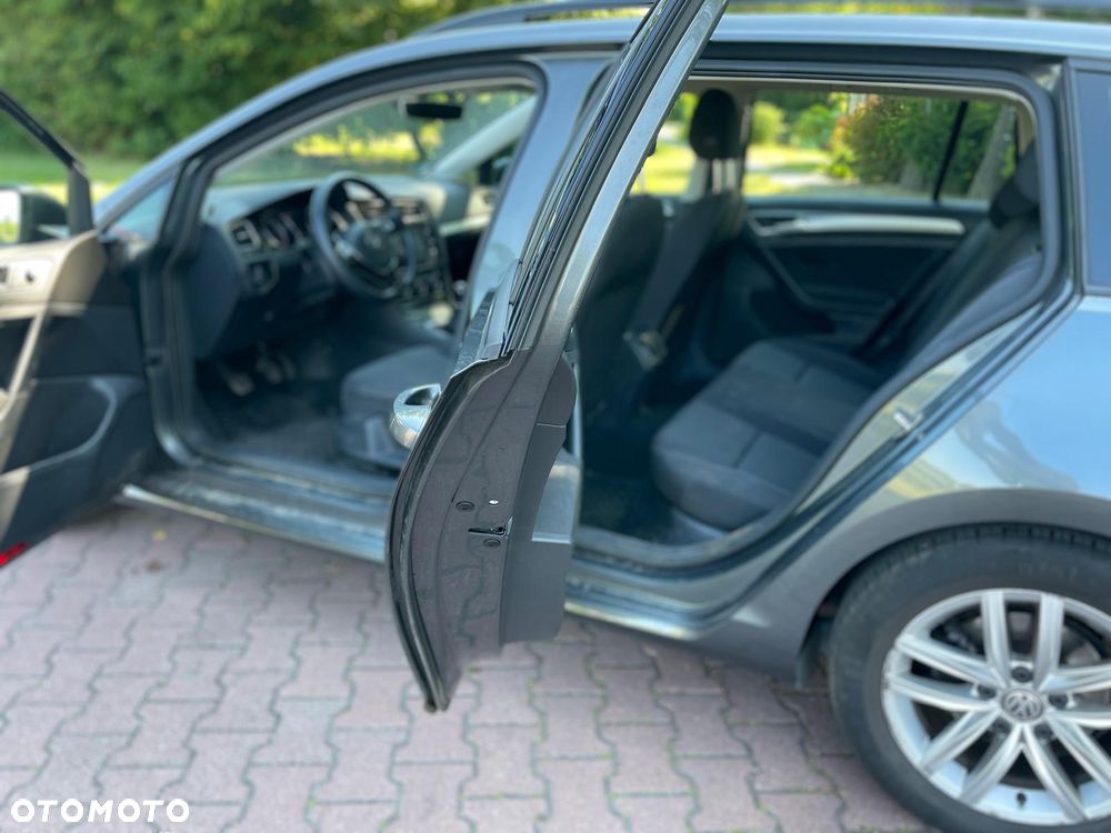 Volkswagen Golf 1.5 TSI BMT Trendline - 5