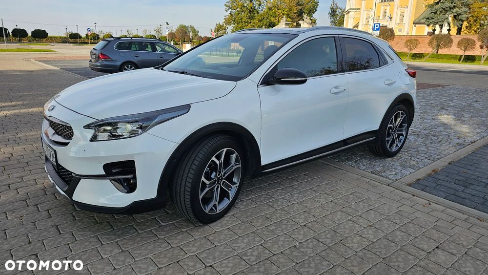 Kia XCeed 1.4 T-GDI OPF DCT7 PLATINUM EDITION - 10