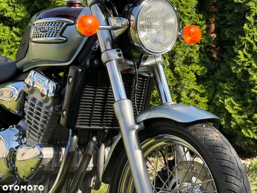 Triumph Thunderbird - 3