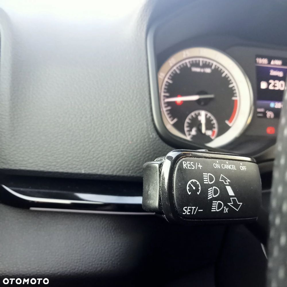 Skoda Karoq 2.0 TDI SCR 4x4 DSG Sportline - 15