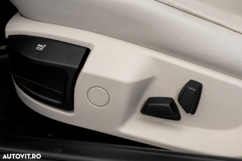 BMW Seria 5 520d Aut. - 14