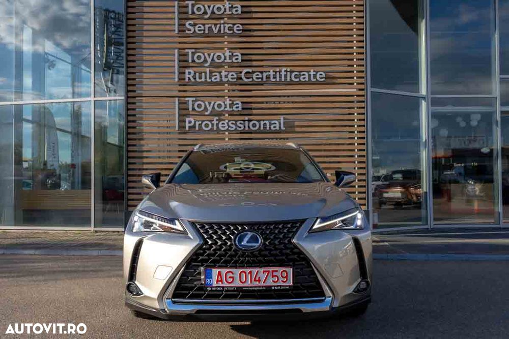 LEXUS UX 2021 — imagine 2