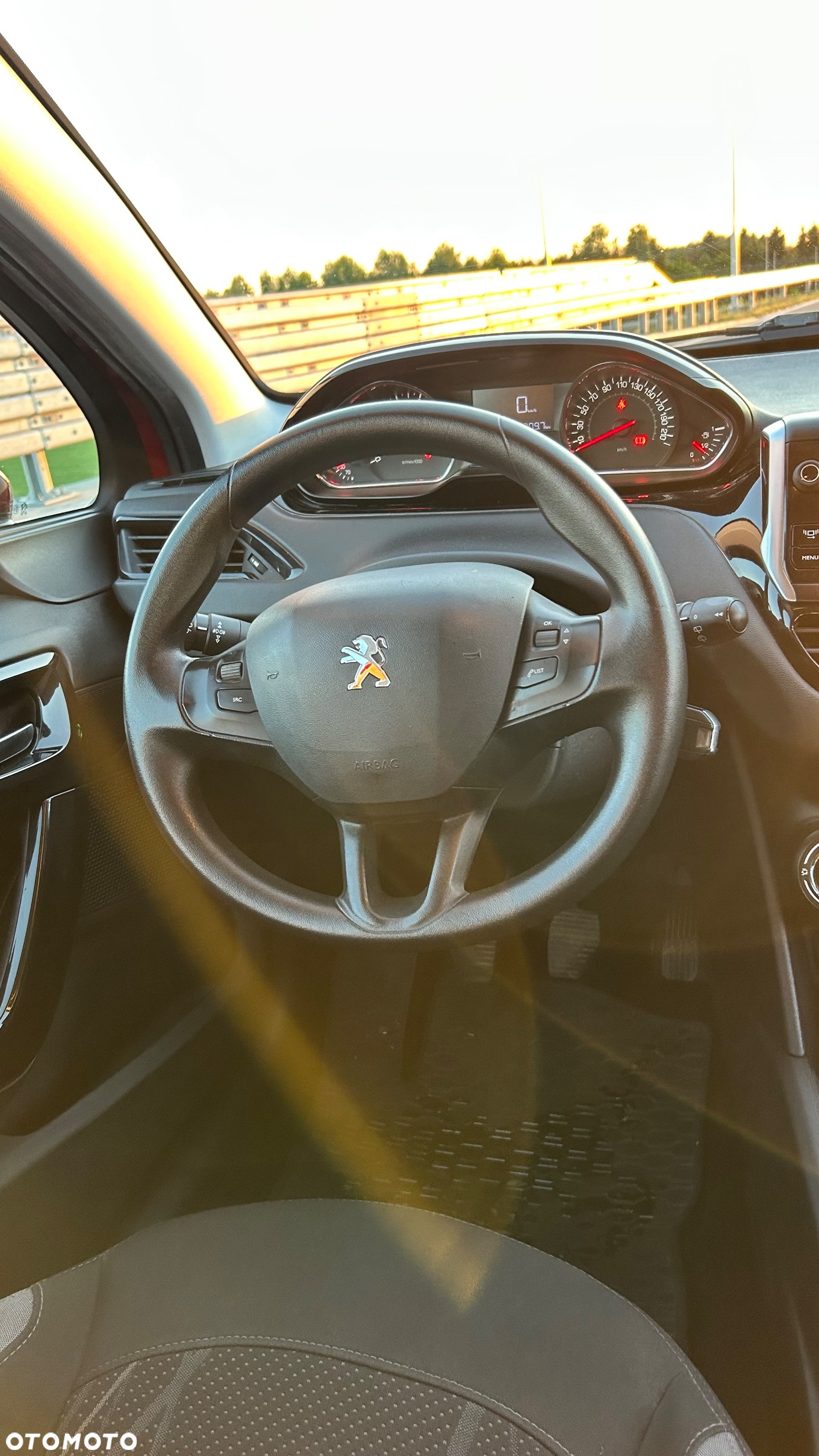 Peugeot 208 1.4 VTi Active - 17