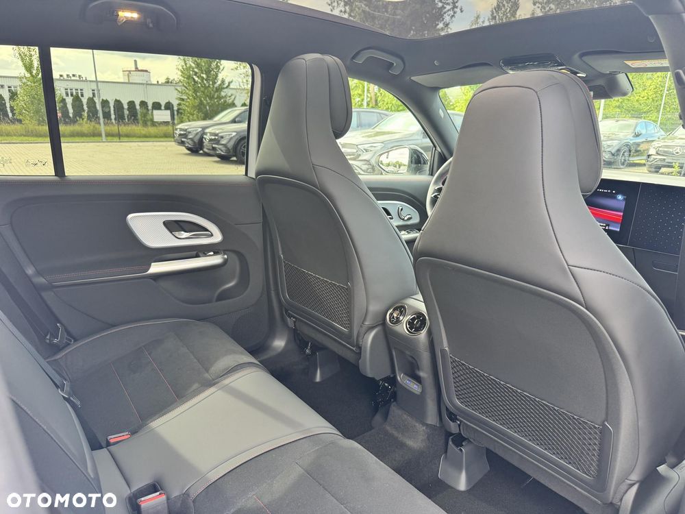 Mercedes-Benz GLB 200 mHEV 8G-eDCT - 19
