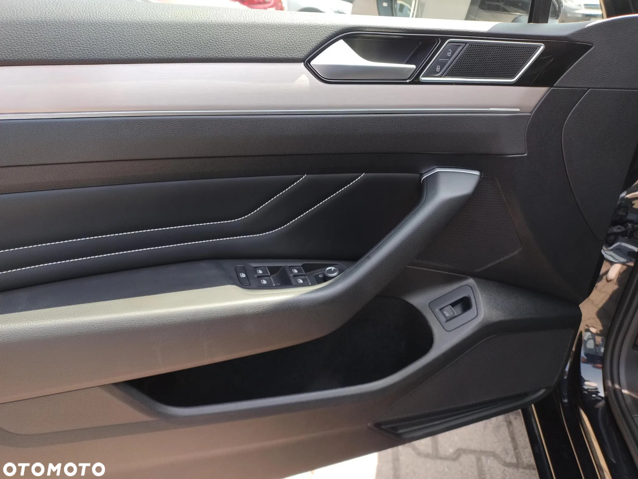 Volkswagen Passat 2.0 TSI Elegance DSG - 11