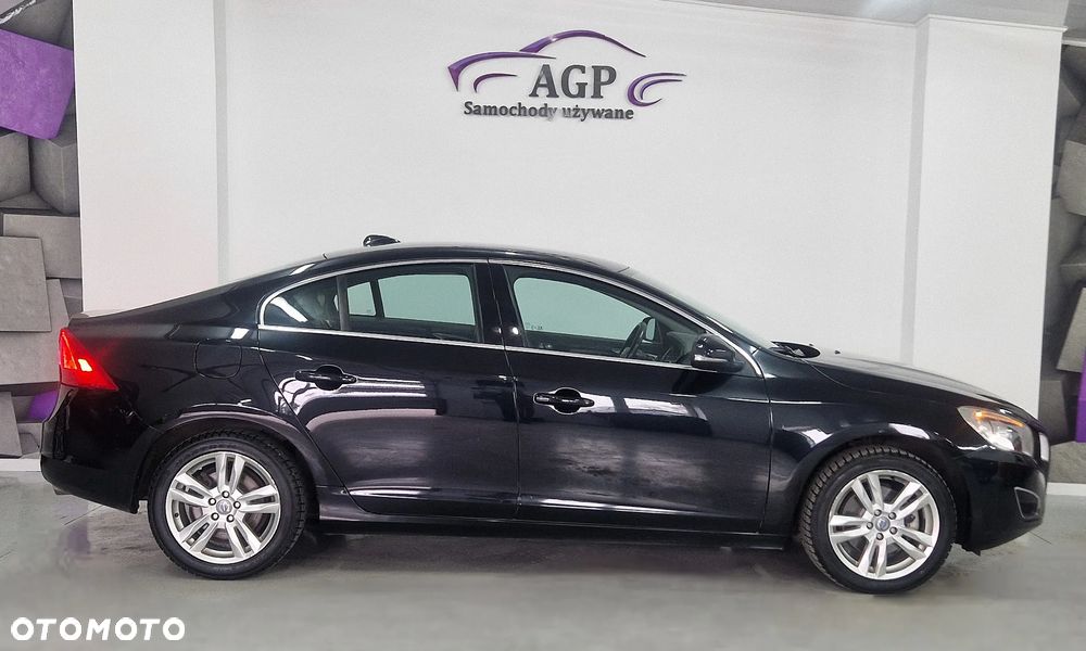 Volvo S60 D5 Summum - 11