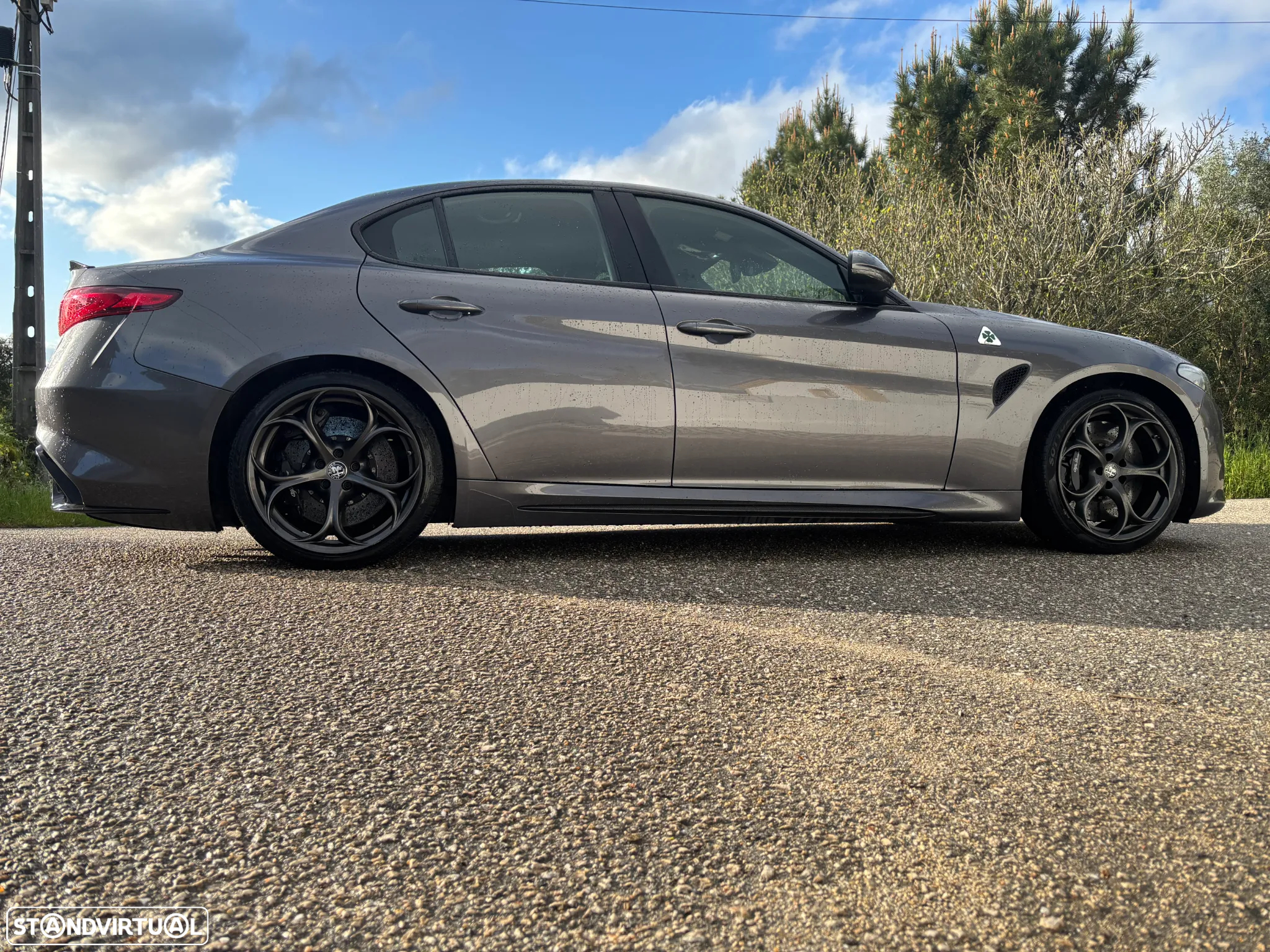 Alfa Romeo Giulia 2.9 V6 Bi-Turbo AT8 Quadrifoglio - 8