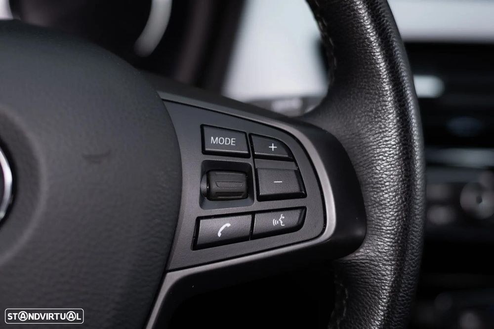 BMW X1 16 d sDrive Line Sport Auto - 32