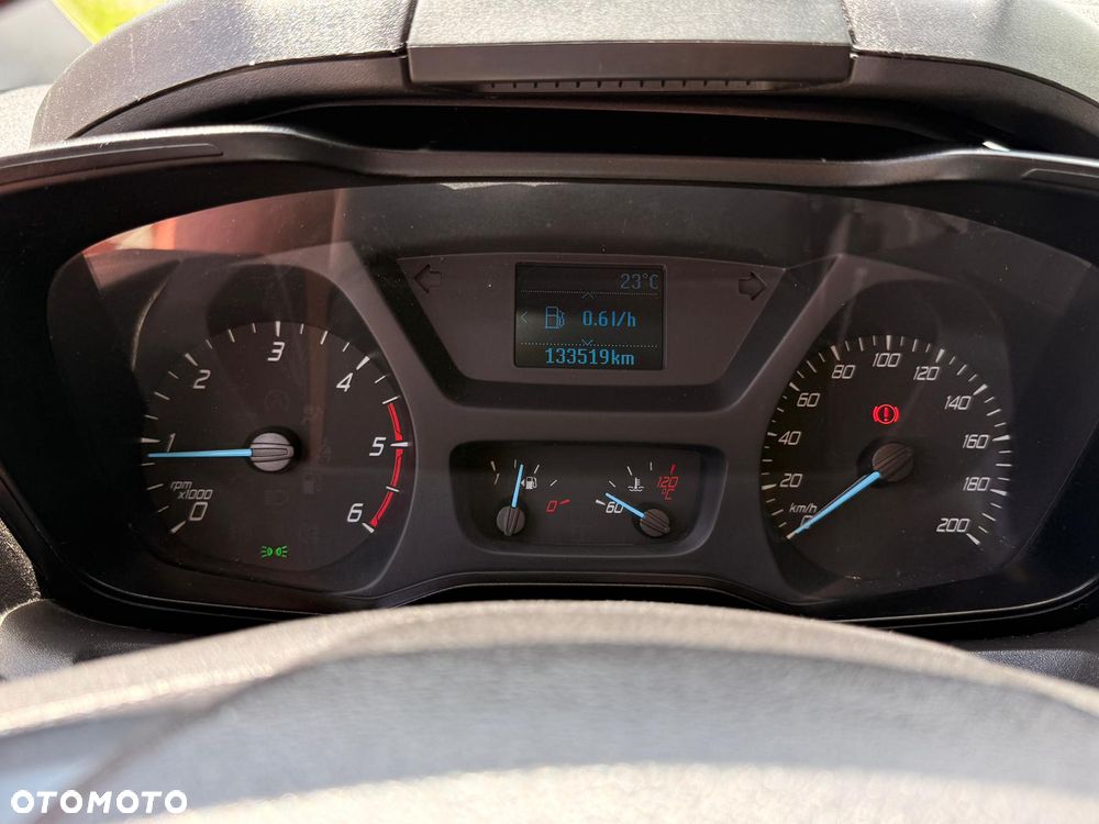 Ford TRANSIT CUSTOM - 12