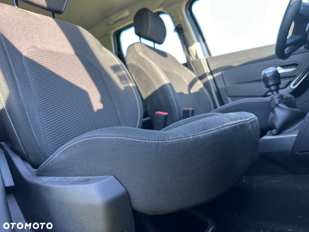 Dacia Duster 1.5 dCi SL Off-Road - 14
