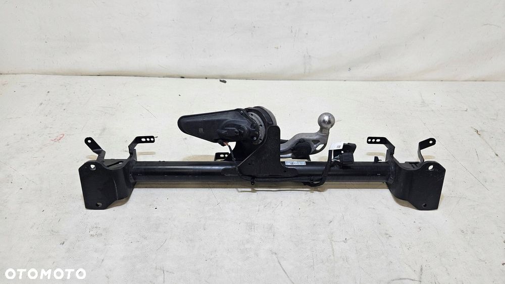 hak holowniczy elektryczny bmw g60 5a07097 - 4