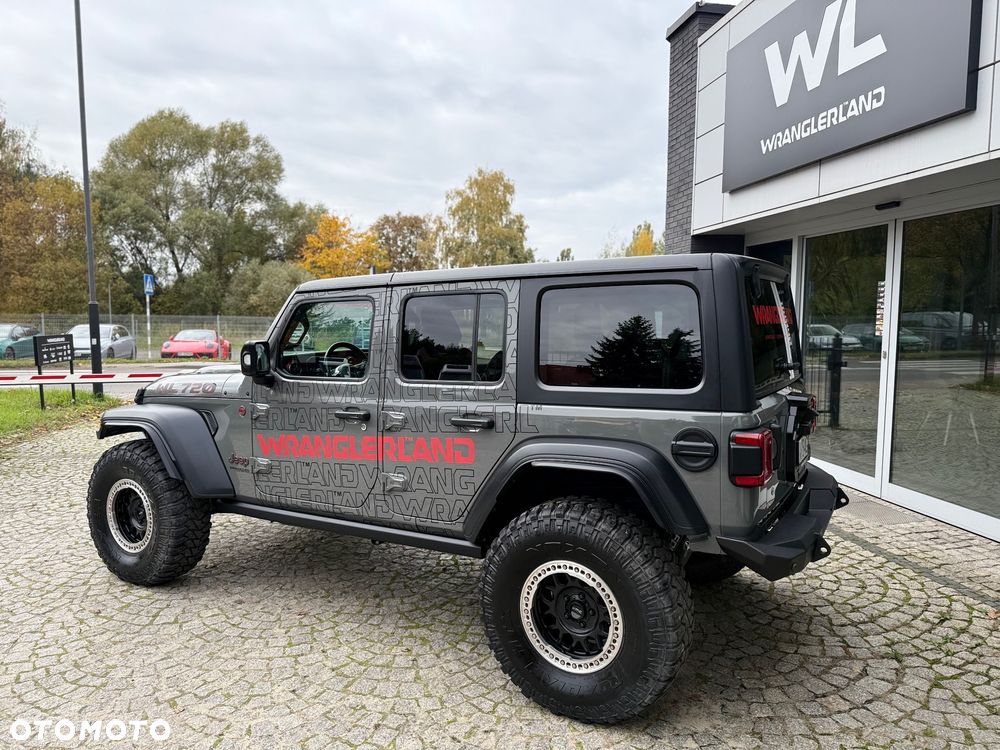 Jeep Wrangler - 9