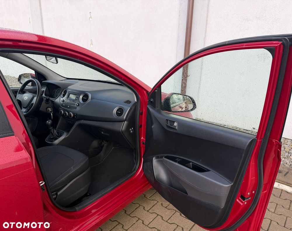 Hyundai i10 1.0 - 19