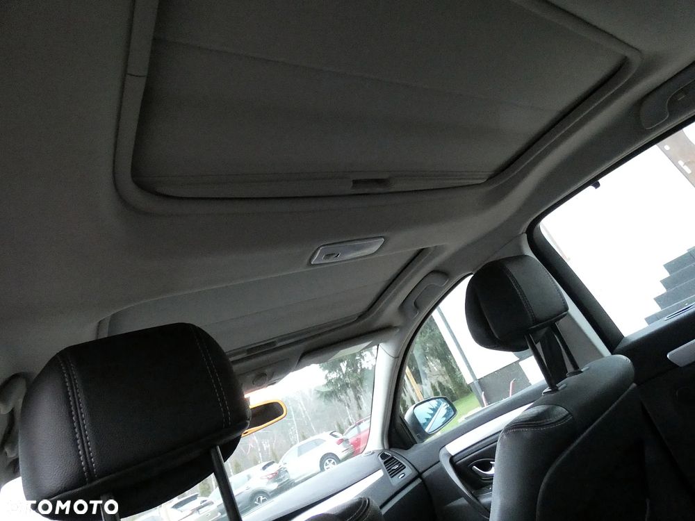 Renault Laguna 2.0 DCi Initiale - 21