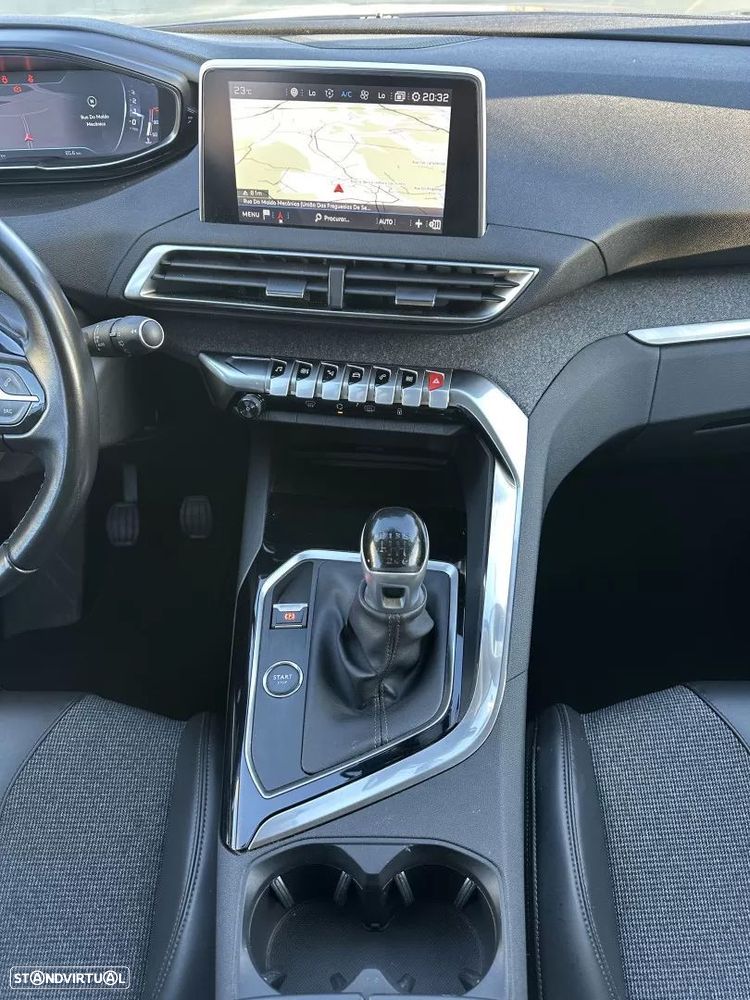 Peugeot 5008 1.2 PureTech Allure Pack - 56