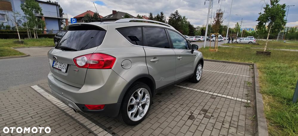 Ford Kuga 2.0 TDCi Titanium - 4