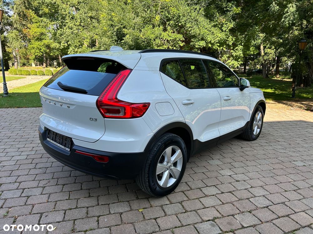 Volvo XC 40 D3 Momentum - 8
