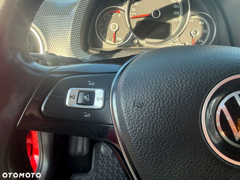 Volkswagen up! 2020