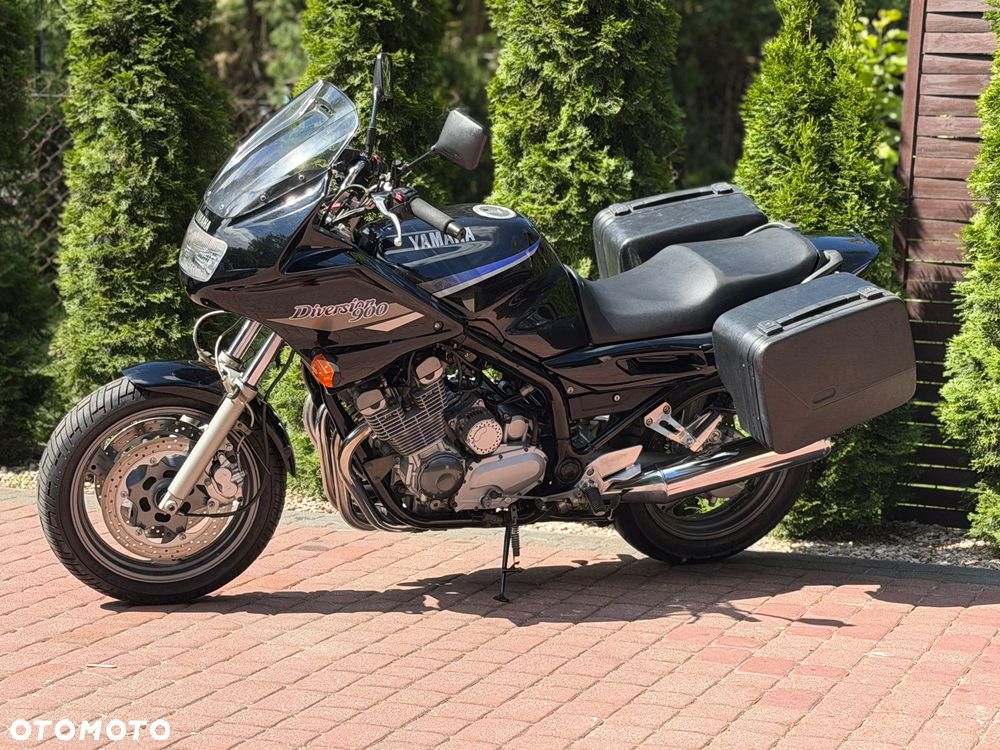 Yamaha XJ - 6