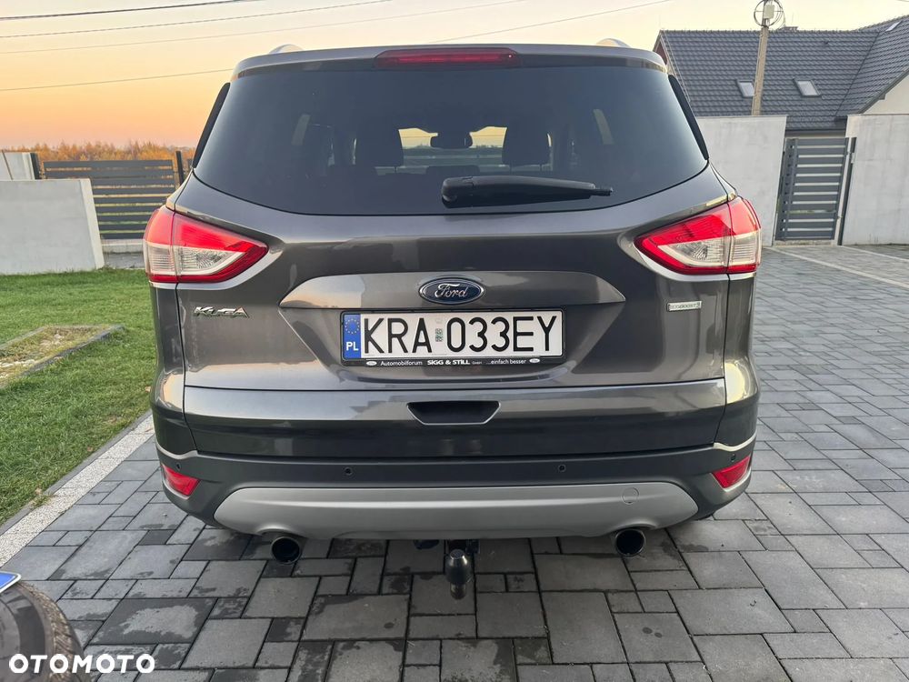 Ford Kuga 1.6 EcoBoost 2x4 Titanium - 6