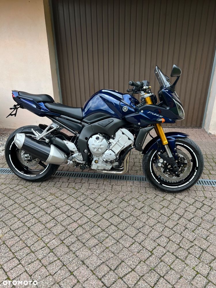 Yamaha FZ - 2