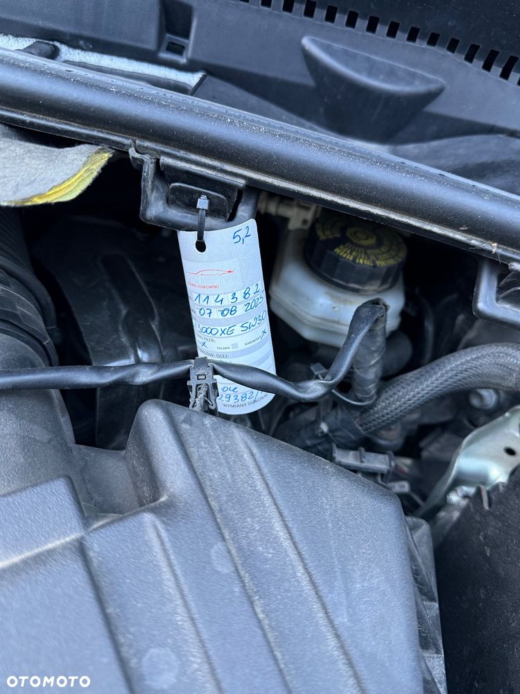 Toyota Avensis 2.0 D-4D Premium - 3