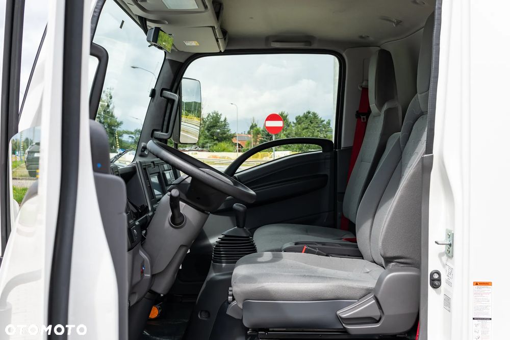 Isuzu Truck M30 3.0 skrzynia i żuraw HDS FASSI - 23