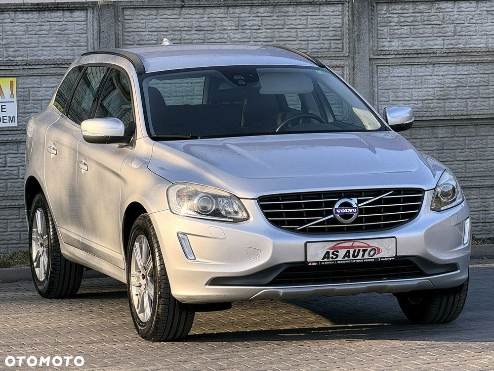 Volvo XC 60 D4 Momentum Pro - 2