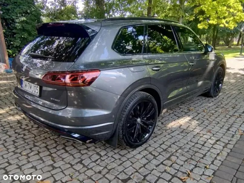 Volkswagen Touareg 3.0 V6 e-Hybrid 4Motion R - 8