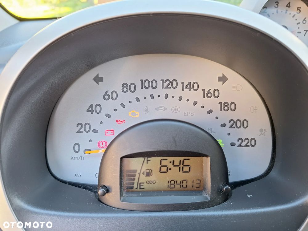 Daihatsu Sirion 1.3 - 21