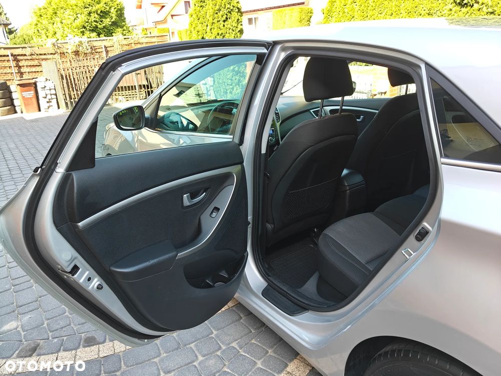 Hyundai i30 - 19