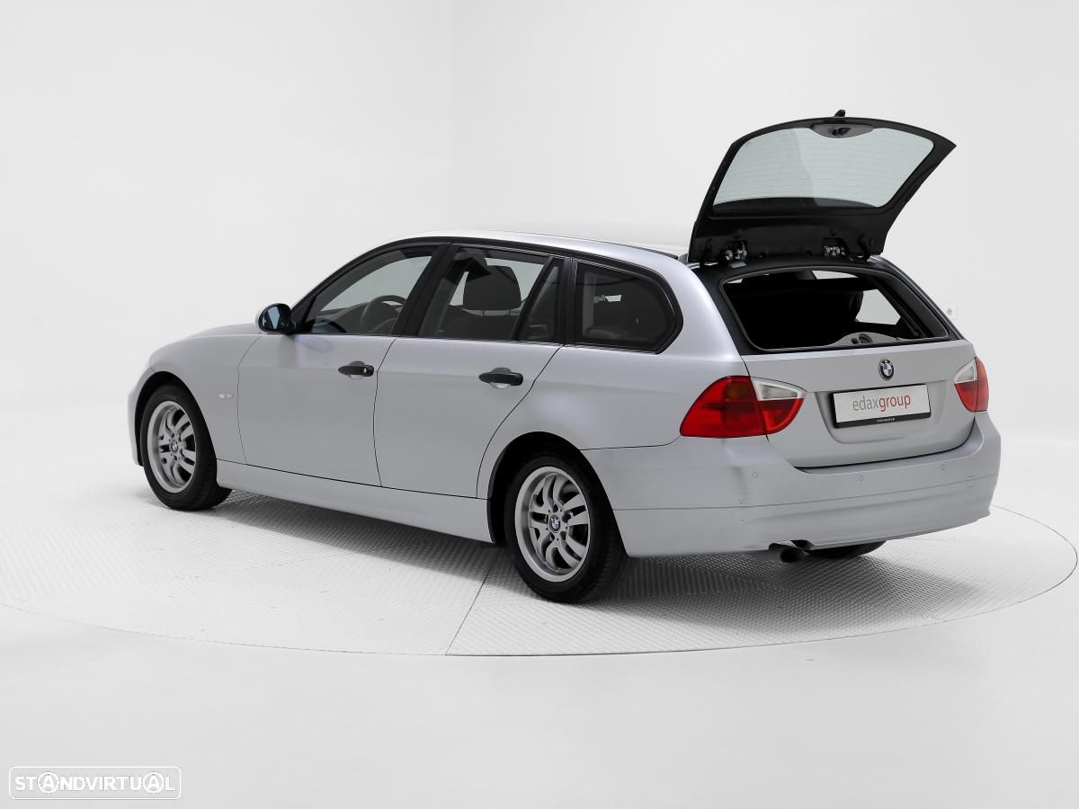 BMW 320 d Touring - 5