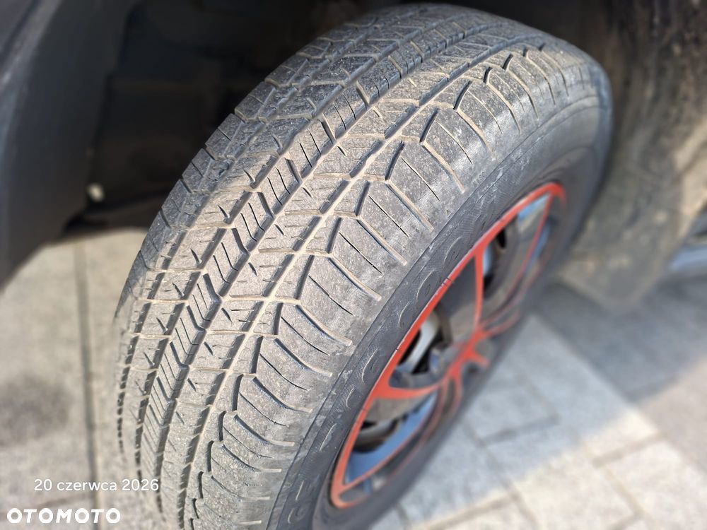 Dacia Duster 1.6 SL Garmin - 18