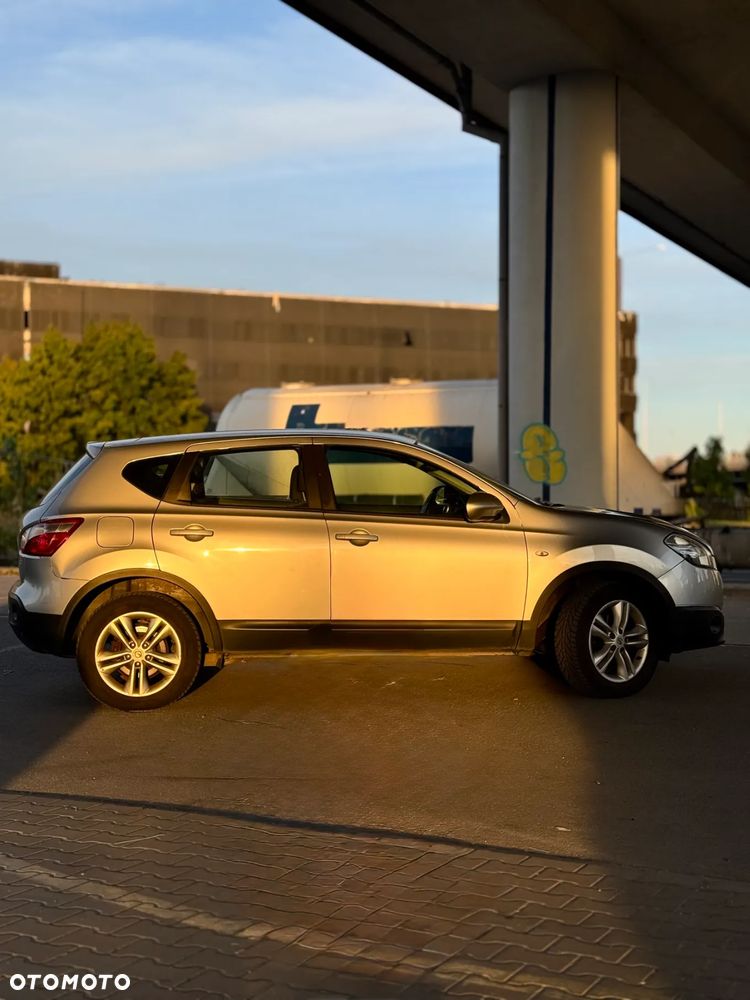 Nissan Qashqai - 13