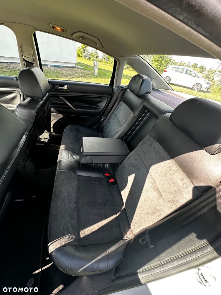 Volkswagen Passat 1.8T Highline - 8