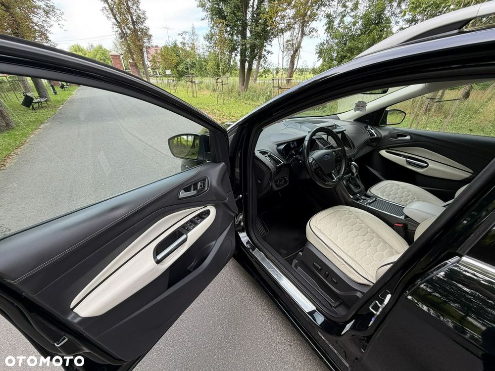 Ford Kuga - 18