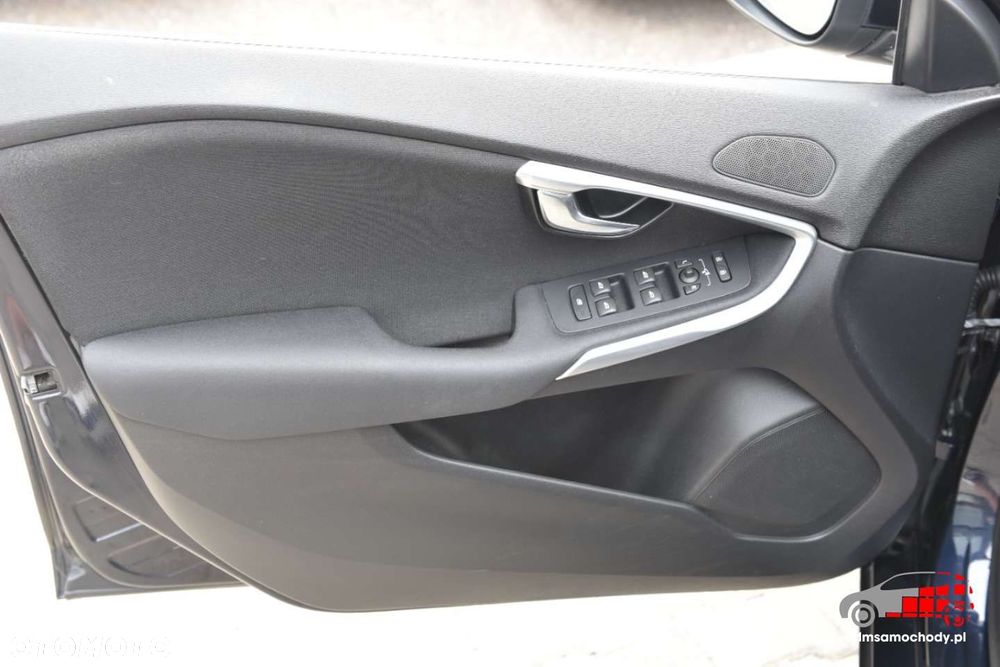 Volvo V40 - 15