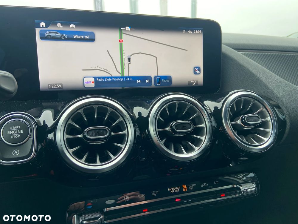 Mercedes-Benz GLA 200 AMG Line - 13