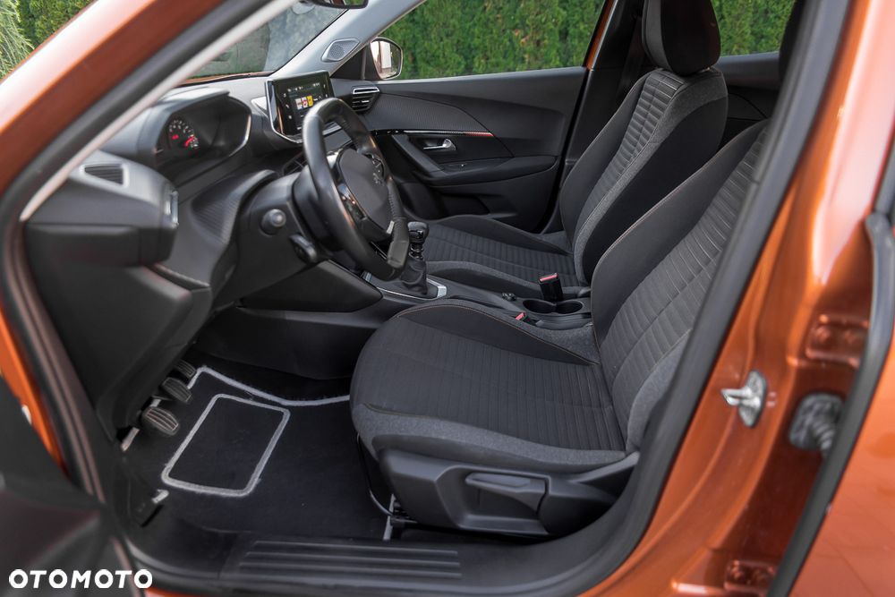 Peugeot 2008 1.2 PureTech Allure Pack S&S - 12