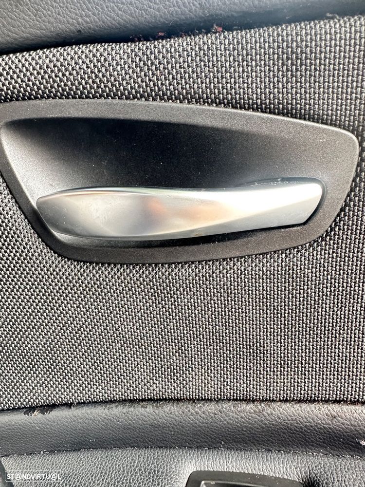 BMW 118 d - 32