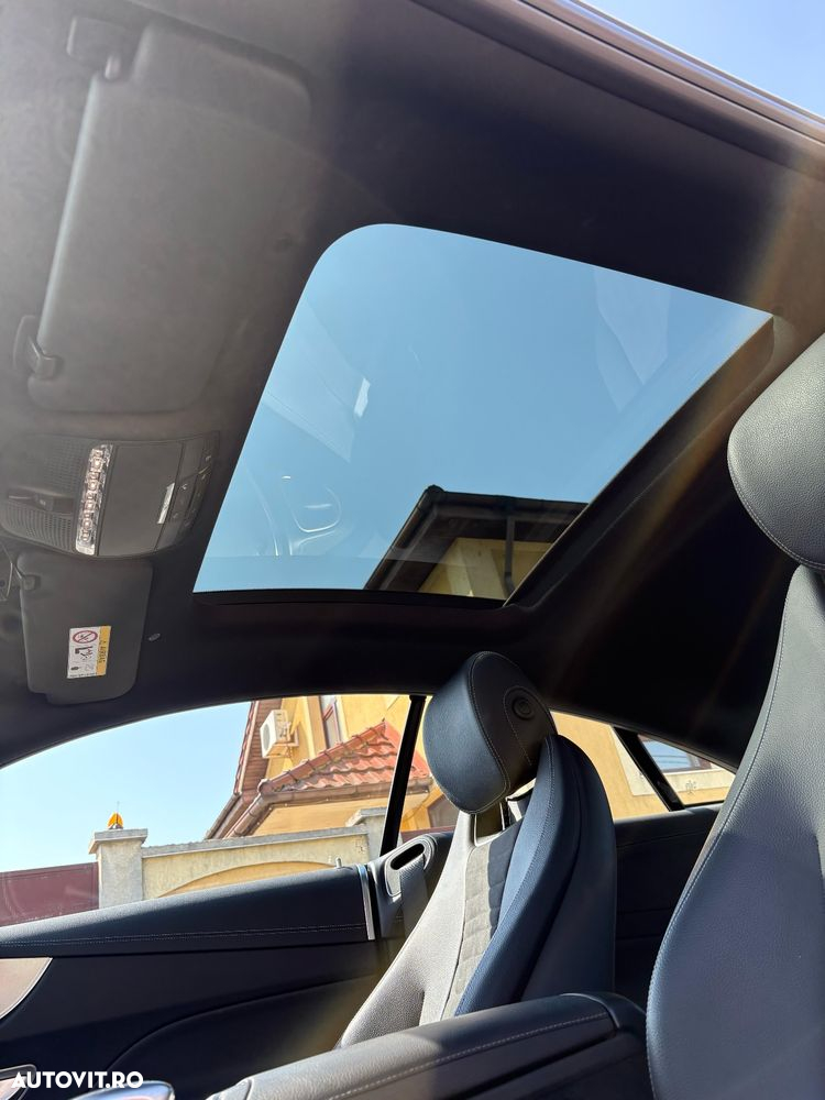 Mercedes-Benz E 220 d 4MATIC Coupe Aut. - 13