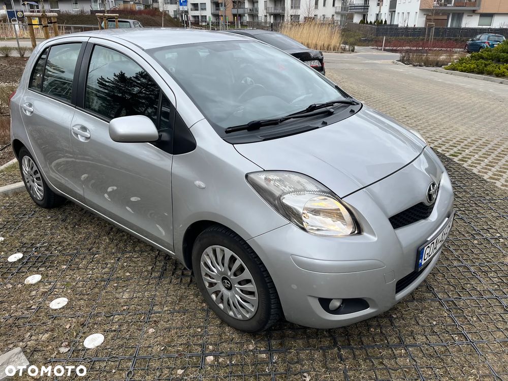 Toyota Yaris 1.33 Sol - 8