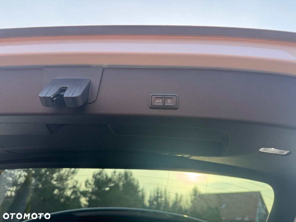 Audi Q8 e-tron 50 95kWh Quattro S Line - 17