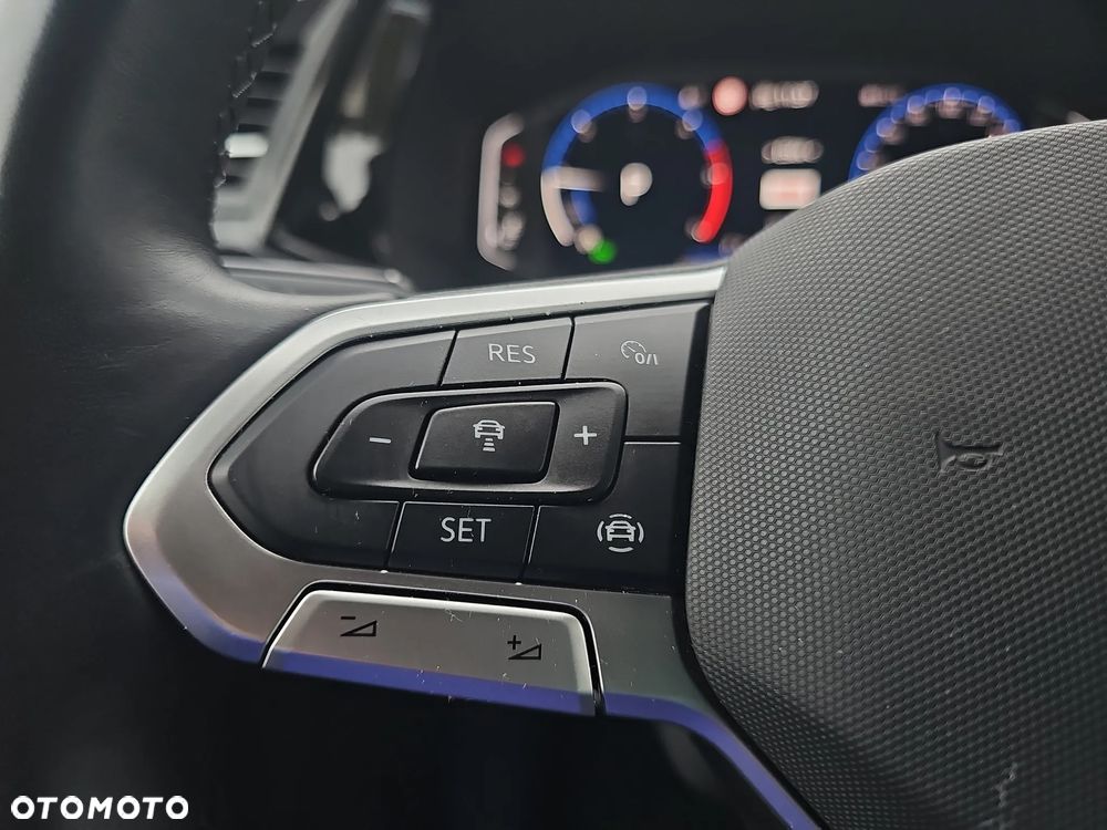 Volkswagen California - 17