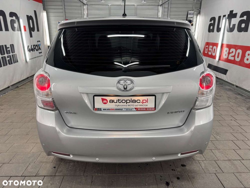 Toyota Verso - 7