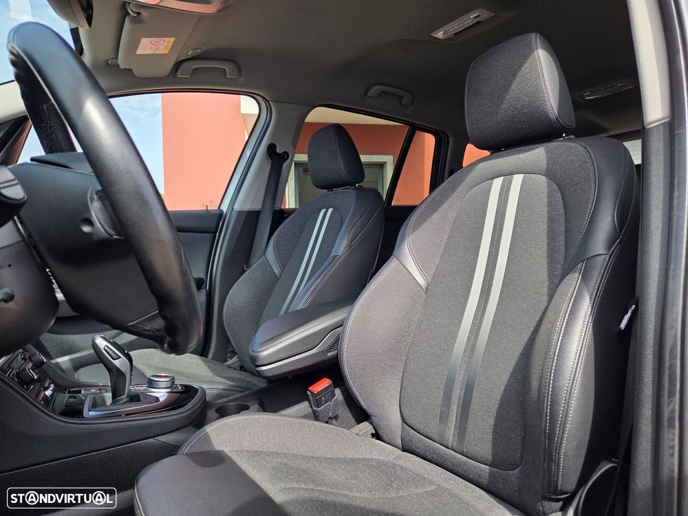 BMW 218 Gran Tourer i Line Luxury Auto - 12
