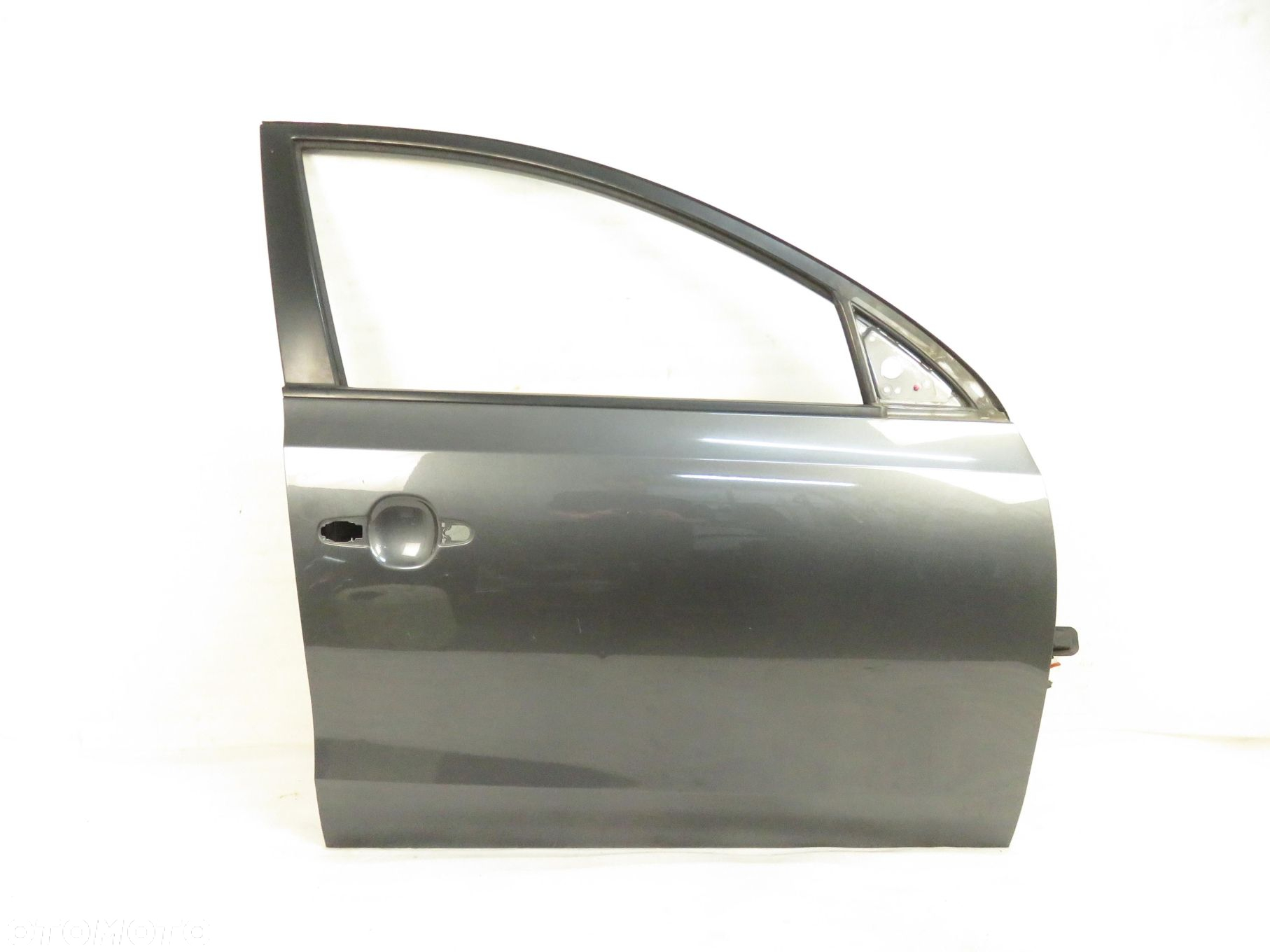 DRZWI PRAWE PRZEDNIE HYUNDAI i30 I CW (2007-2010-2012) 9A - 13