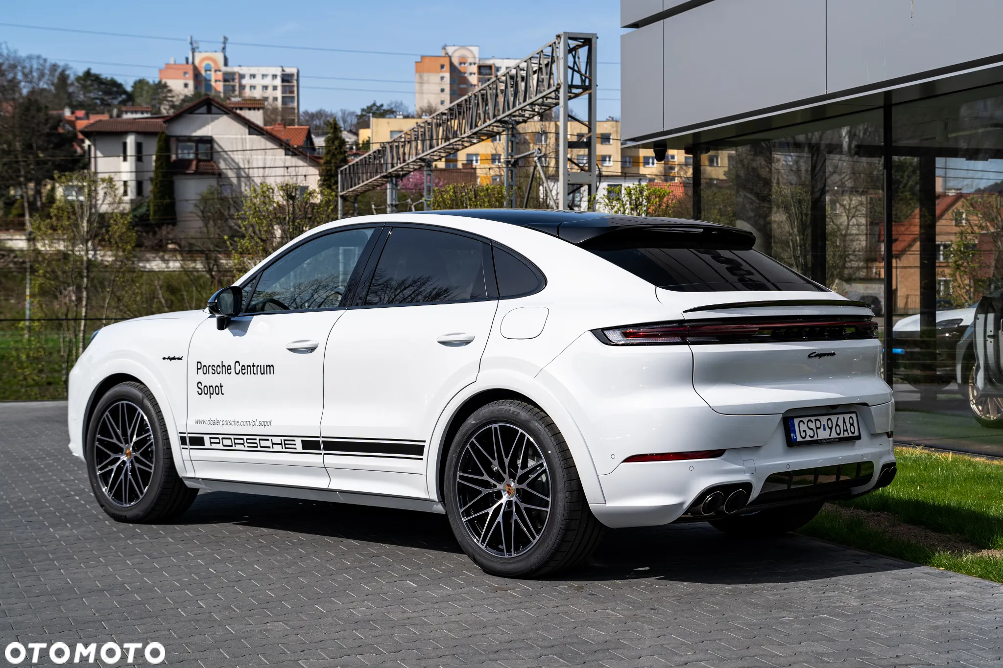 Porsche Cayenne - 3
